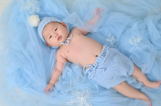 阿拉尔孕妇三个月肚子多大